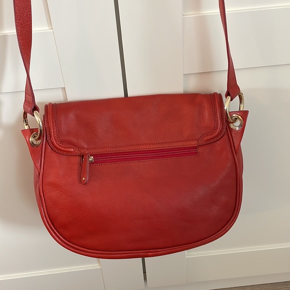 Orange leather Modalu London bag with long adjustable strap - Picture 3 of 4